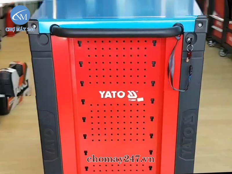Tủ đựng đồ nghề 8 ngăn Yato YT-09002 dễ dàng di chuyển