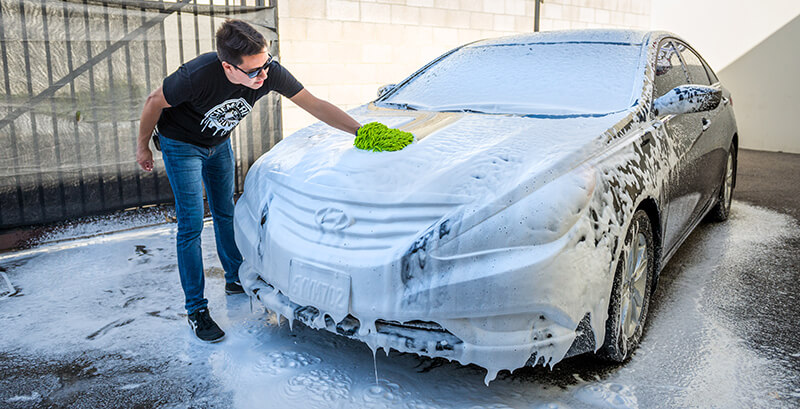 Cách rửa xe bọt tuyết hiệu quả, tiết kiệm