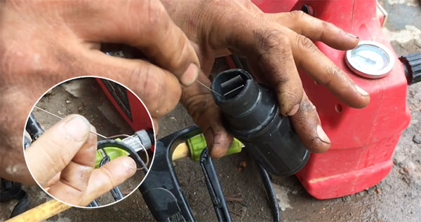 Cách sửa máy rửa xe mini áp lực yếu, không ra nước