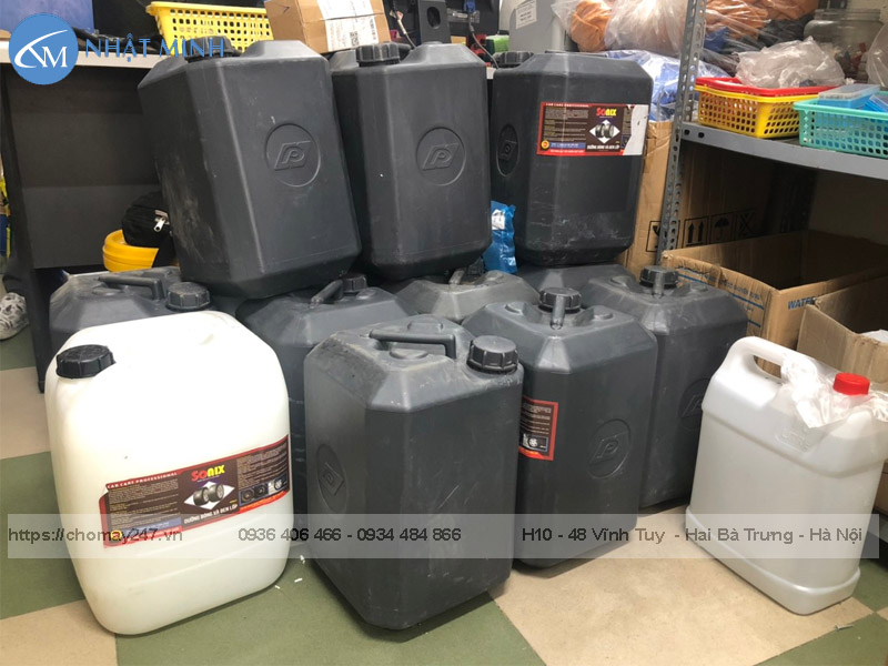 Dụng cụ rửa xe, hóa chất rửa xe cho tiệm mua ở đâu giá rẻ ?